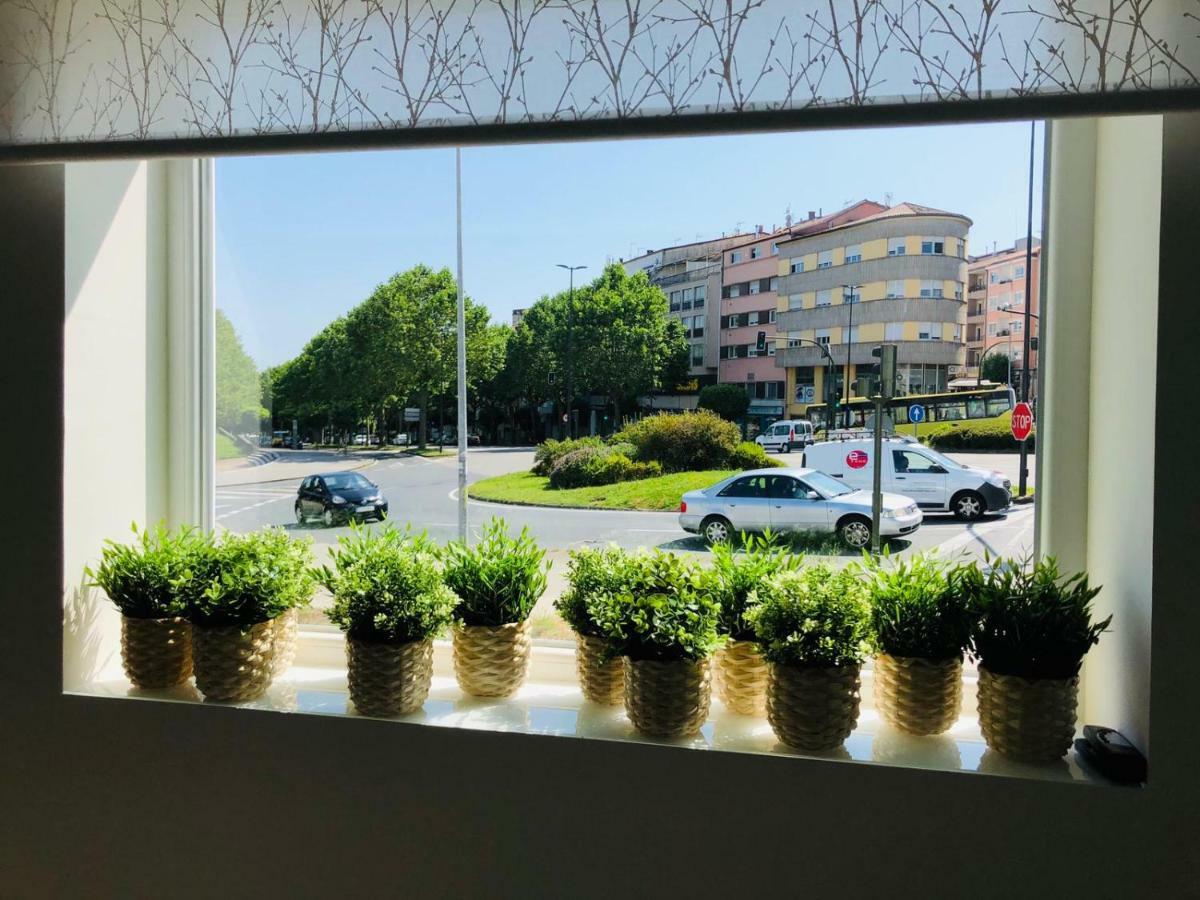 Albergue Sixtos No Caminho سانتياغو دي كومبوستيلا المظهر الخارجي الصورة